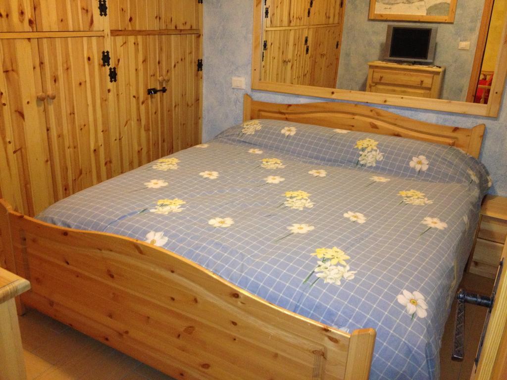 OulxSalone Houseアパートメント エクステリア 写真