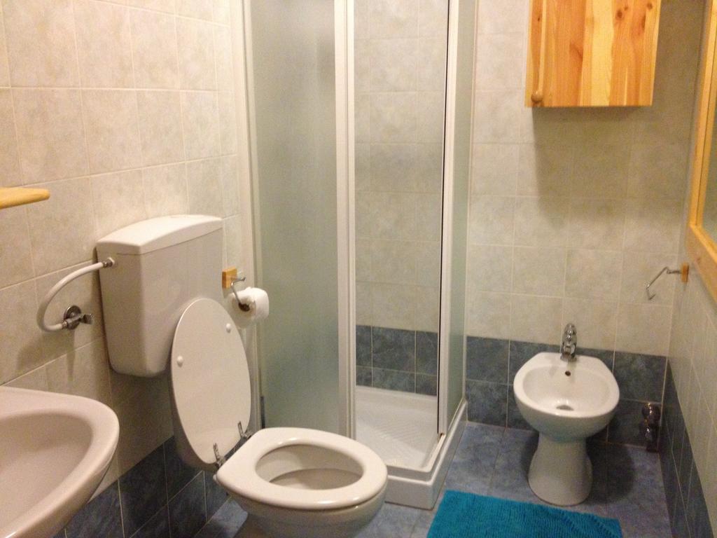 OulxSalone Houseアパートメント エクステリア 写真